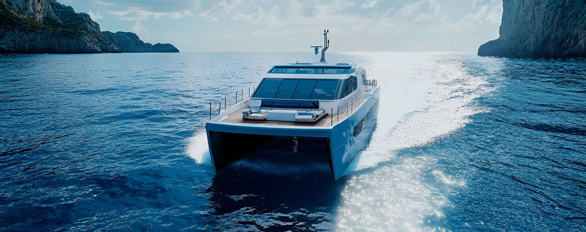 MOTIVE VICTRON ESS双体游艇